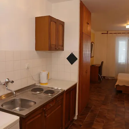 By The Sea Lumbarda, Korcula - 4446